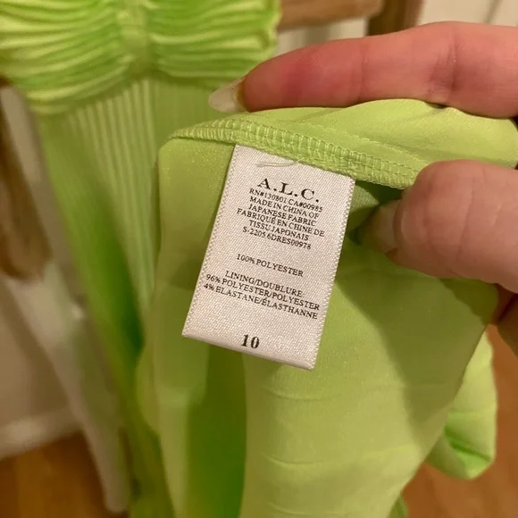A.L.C. Aries Dress in Green Kick in Size 10 - Picture 7 of 10